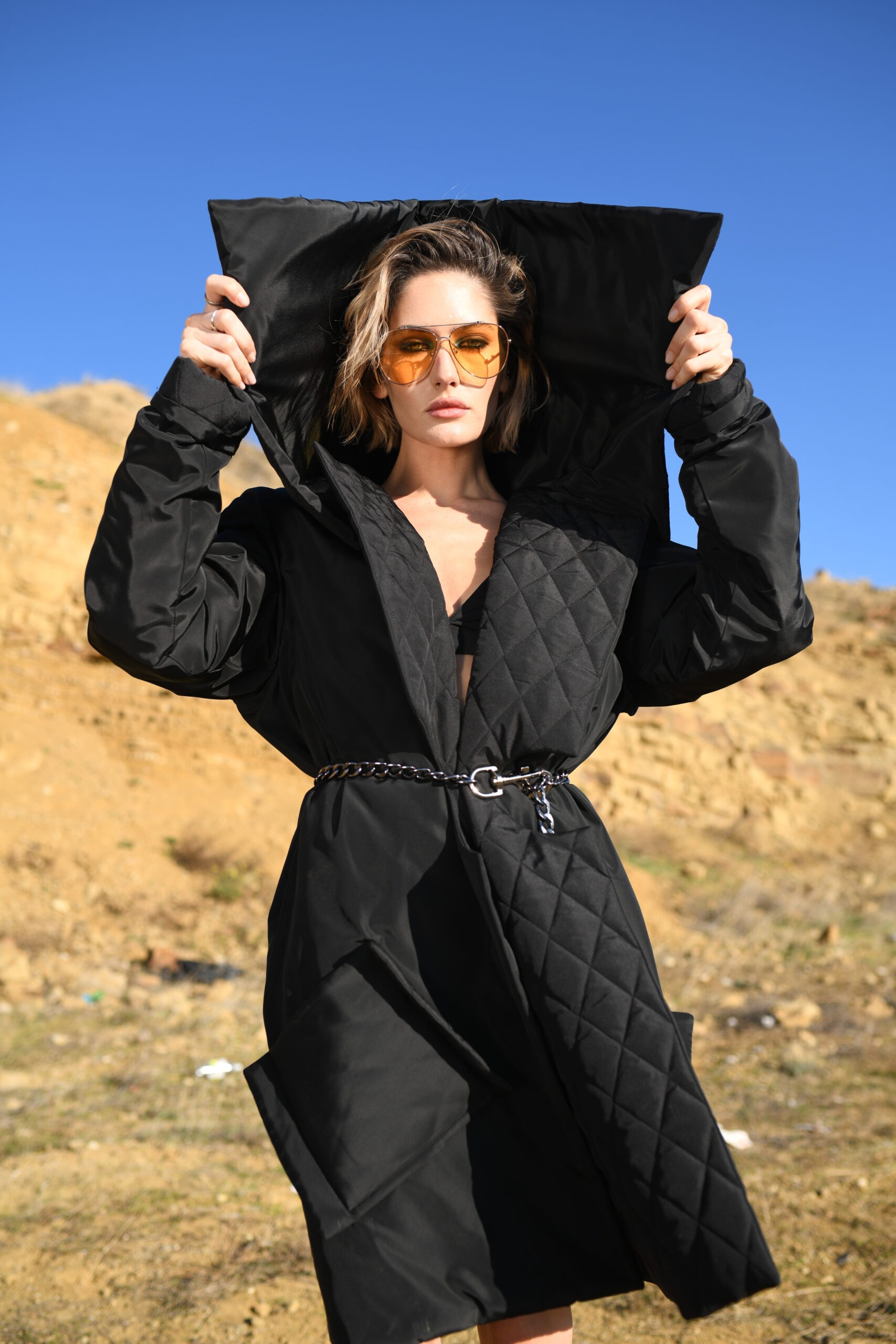 შავი დუტის ქურთუკი